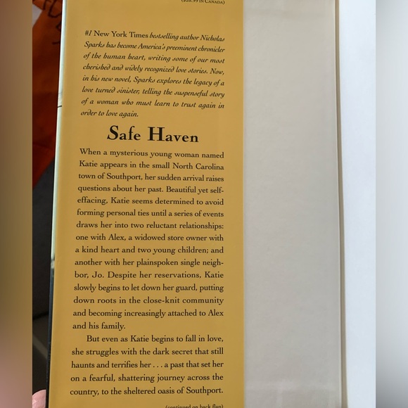 “Safe Haven” - a Novel by Nicholas Sparks (hardcover)- EUC - Picture 2 of 4
